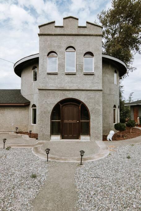 Lavender Castle Villa Скуим Екстериор снимка